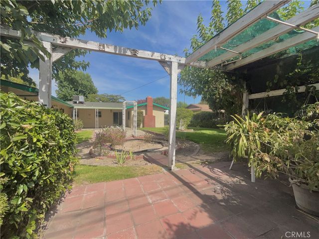3014 N Alameda, San Bernardino, CA 92404