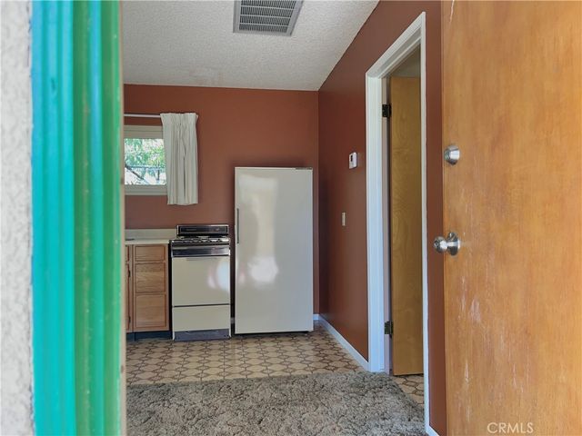 3014 N Alameda, San Bernardino, CA 92404