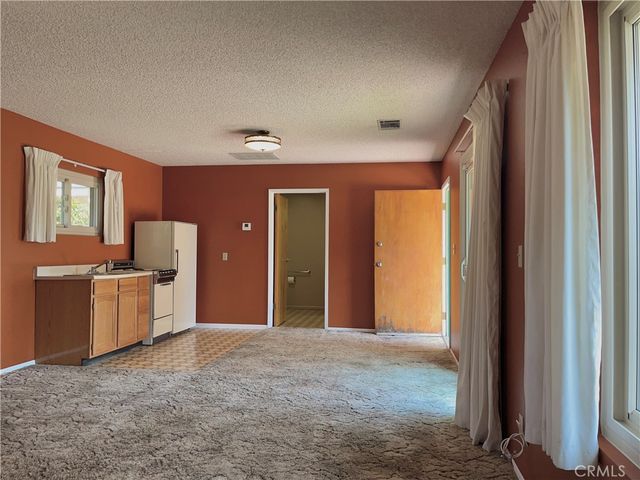 3014 N Alameda, San Bernardino, CA 92404