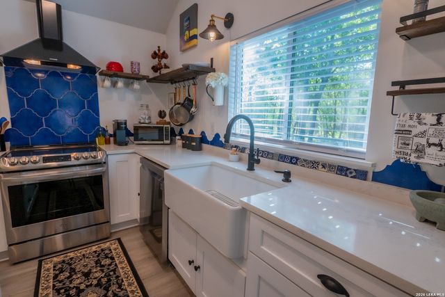 1438 Napier Ave, San Antonio, TX 78214