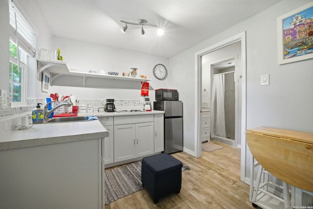 1438 Napier Ave, San Antonio, TX 78214