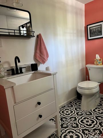 1438 Napier Ave, San Antonio, TX 78214