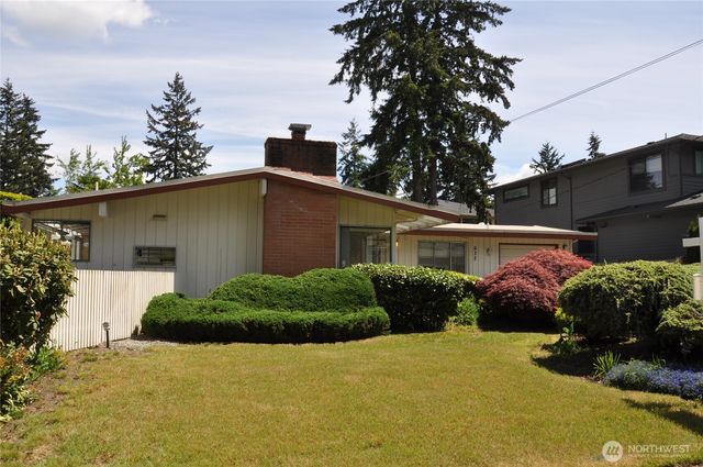 632 164th Place NE, Bellevue, WA 98008