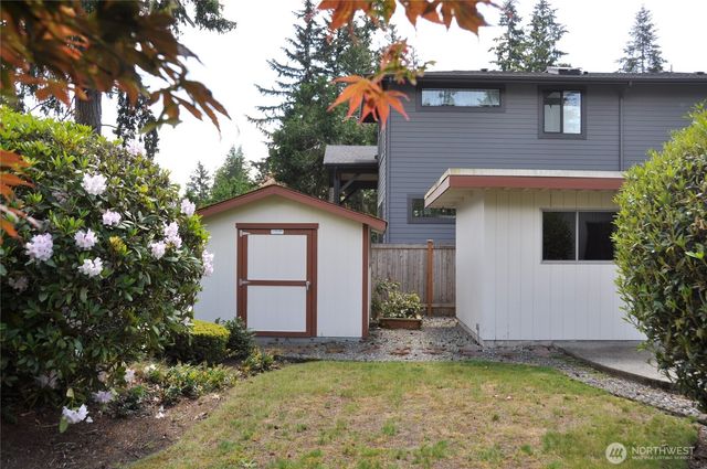 632 164th Place NE, Bellevue, WA 98008