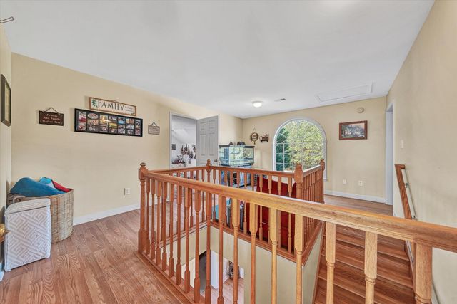 2638 Bluewater DR, Moneta, VA 24121