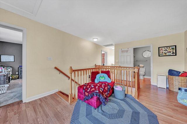 2638 Bluewater DR, Moneta, VA 24121