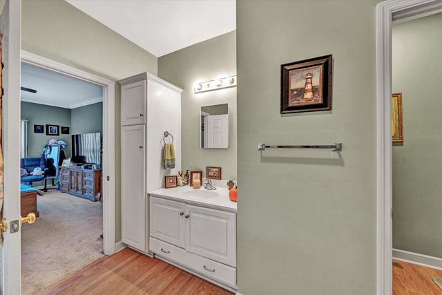 2638 Bluewater DR, Moneta, VA 24121