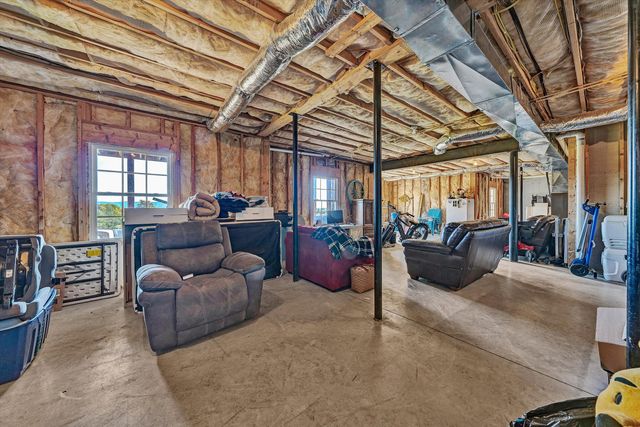 2638 Bluewater DR, Moneta, VA 24121