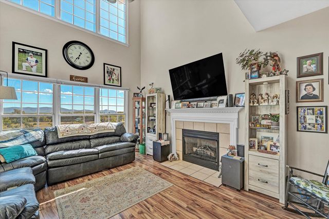 2638 Bluewater DR, Moneta, VA 24121