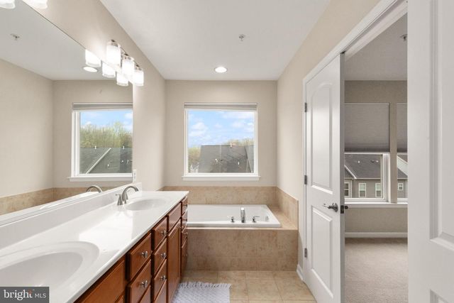 7825 CRYSTAL BROOK WAY, Hanover, MD 21076