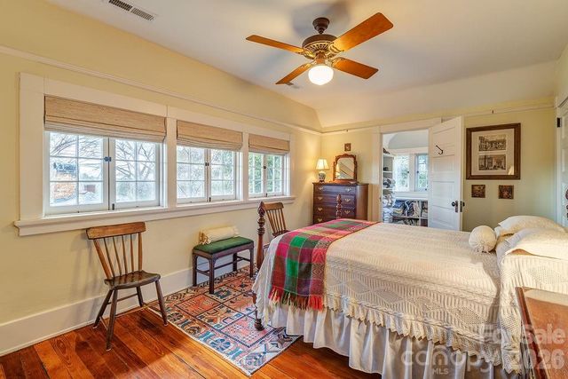 2 Hillside Walk, Asheville, NC 28801