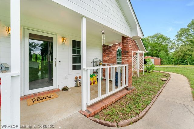 2511 New Town Road, Alma, AR 72921