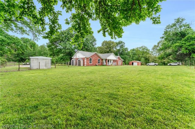 2511 New Town Road, Alma, AR 72921
