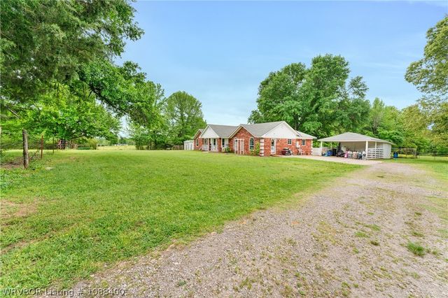 2511 New Town Road, Alma, AR 72921