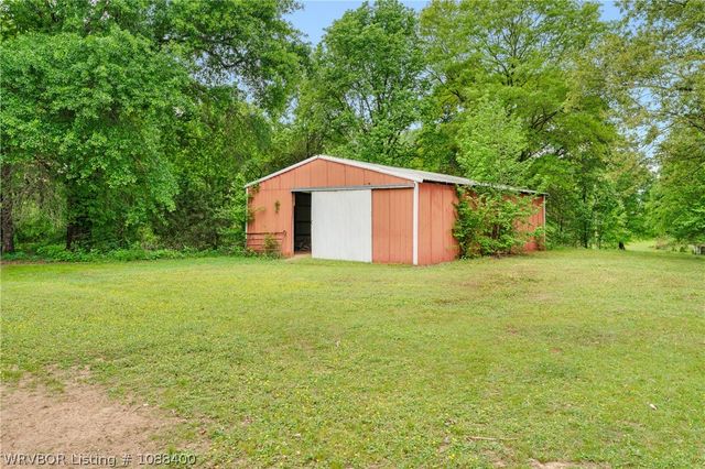 2511 New Town Road, Alma, AR 72921
