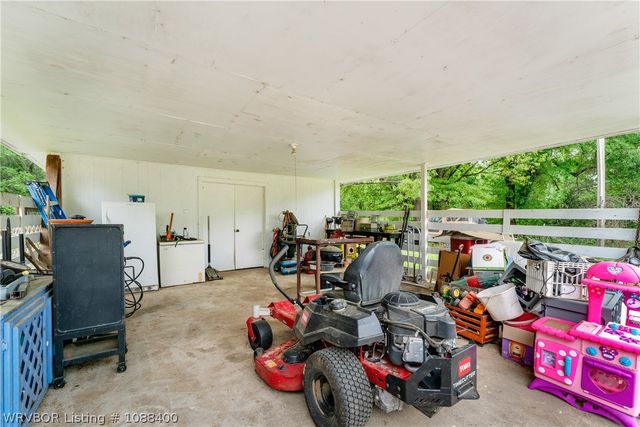 2511 New Town Road, Alma, AR 72921