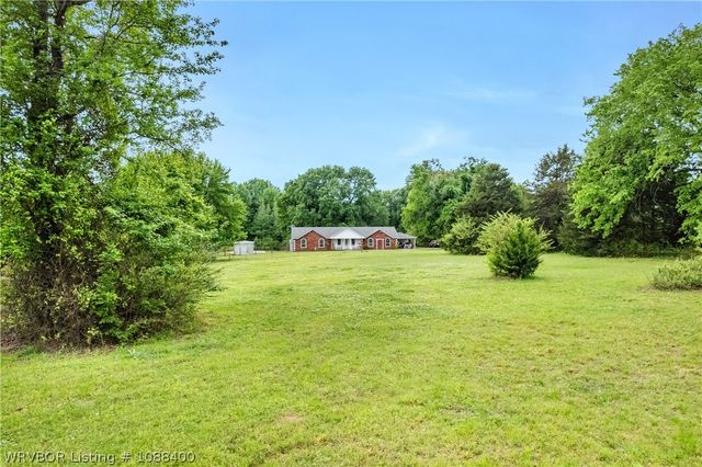 2511 New Town Road, Alma, AR 72921