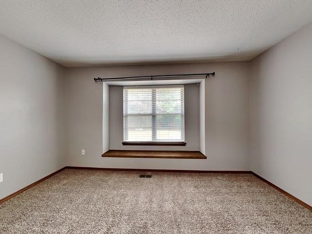 6424 N College Avenue, Oklahoma City, OK 73132