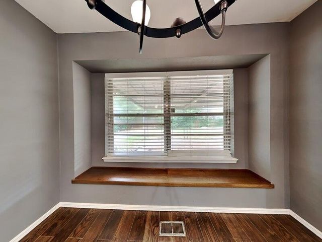 6424 N College Avenue, Oklahoma City, OK 73132