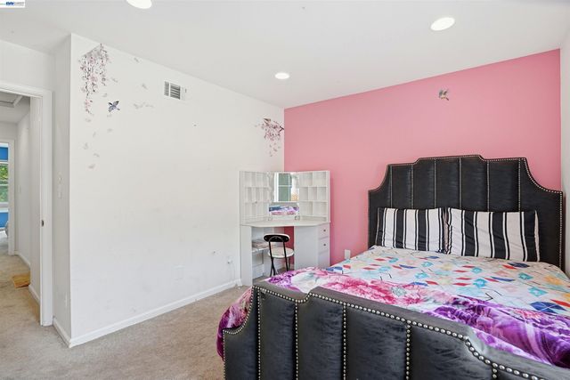 7721 Summerhill Pl, Castro Valley, CA 94552
