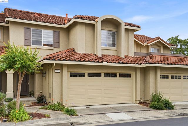 7721 Summerhill Pl, Castro Valley, CA 94552