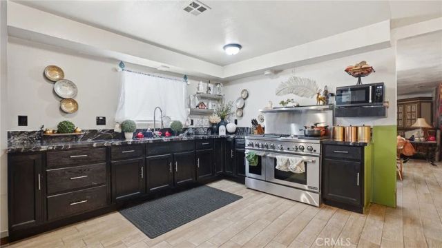 17398 El Molino, Bloomington, CA 92316