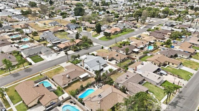 17398 El Molino, Bloomington, CA 92316