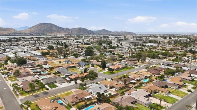 17398 El Molino, Bloomington, CA 92316