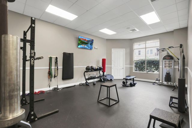 960 Perry Street, 209, Columbus, OH 43215