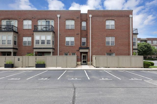 960 Perry Street, 209, Columbus, OH 43215