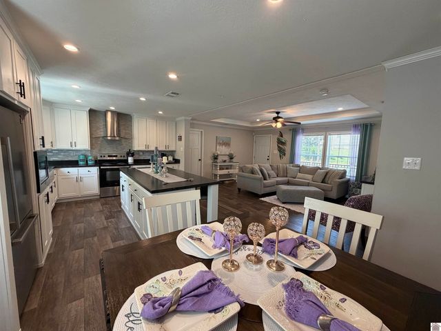 207 West 16th Street, Benton, KY 42025