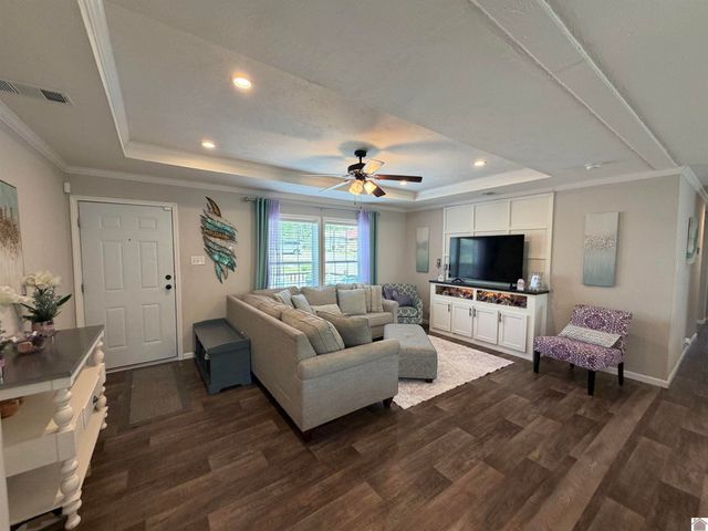 207 West 16th Street, Benton, KY 42025
