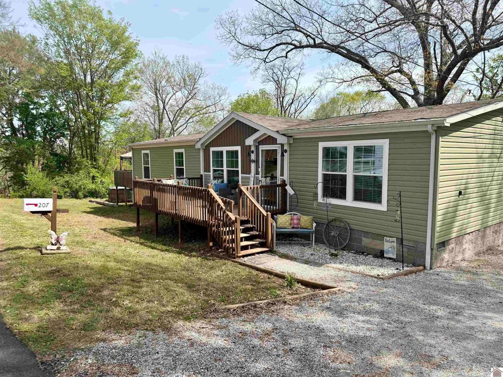 207 West 16th Street, Benton, KY 42025