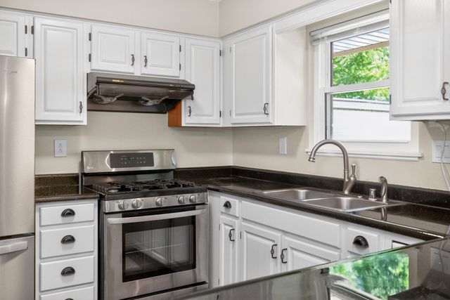 3441 Laredo Drive 22, Lexington, KY 40517