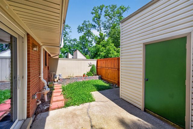 3441 Laredo Drive 22, Lexington, KY 40517