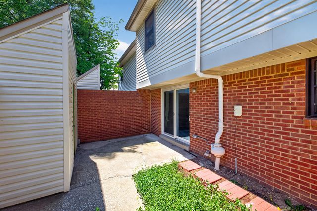 3441 Laredo Drive 22, Lexington, KY 40517