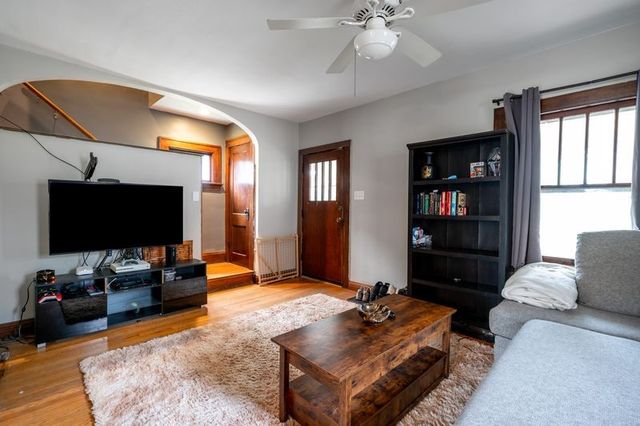 821 Camburn Court SE, Cedar Rapids, IA 52403