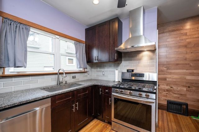 821 Camburn Court SE, Cedar Rapids, IA 52403