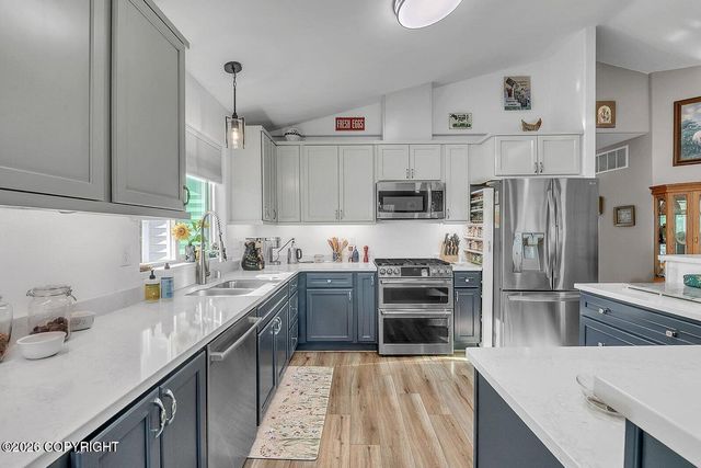 4344 S Pinnacle Peak Drive, Wasilla, AK 99623