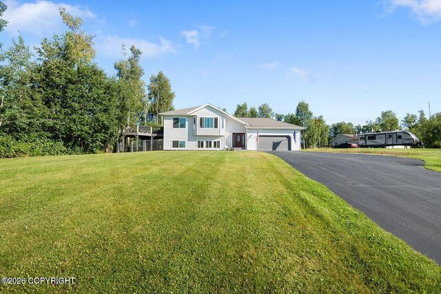 4344 S Pinnacle Peak Drive, Wasilla, AK 99623