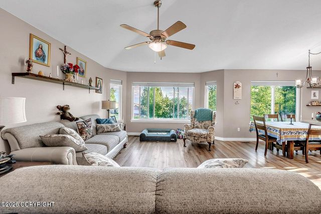 4344 S Pinnacle Peak Drive, Wasilla, AK 99623