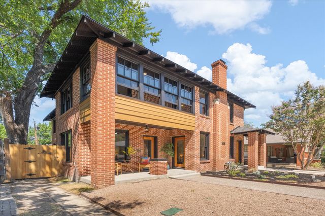 1718 S Adams Street, Fort Worth, TX 76110