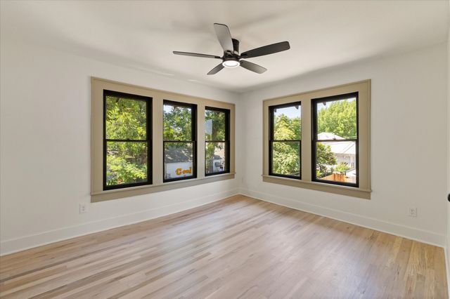 1718 S Adams Street, Fort Worth, TX 76110
