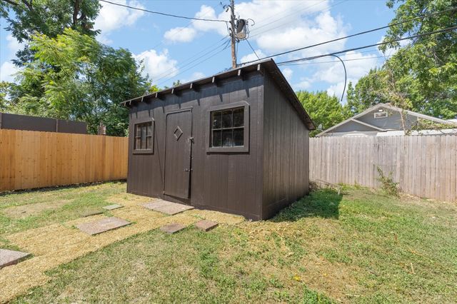1718 S Adams Street, Fort Worth, TX 76110