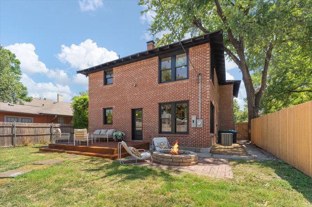 1718 S Adams Street, Fort Worth, TX 76110