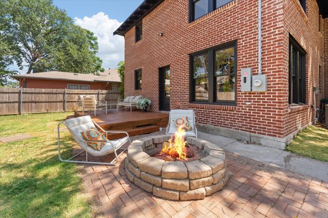 1718 S Adams Street, Fort Worth, TX 76110