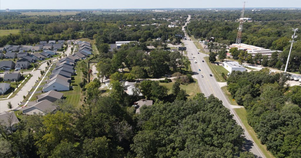28W563 Roosevelt Road, Winfield, IL 60190 — photo 4