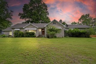 191 State Highway Y, Forsyth, MO 65653
