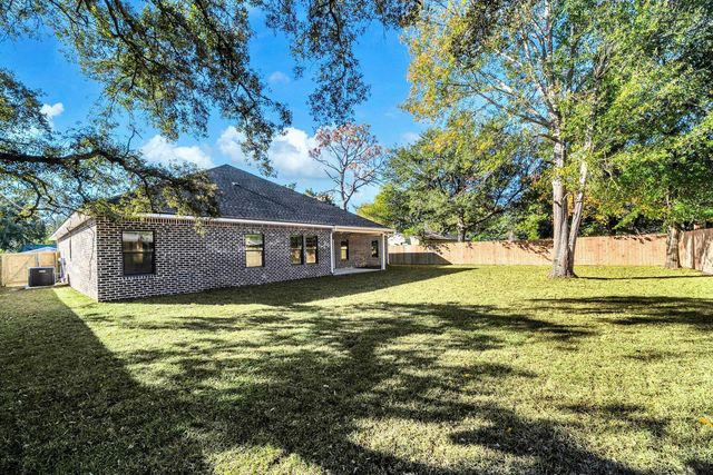 368 Coral Drive, Fort Walton Beach, FL 32548