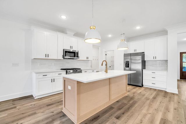 368 Coral Drive, Fort Walton Beach, FL 32548